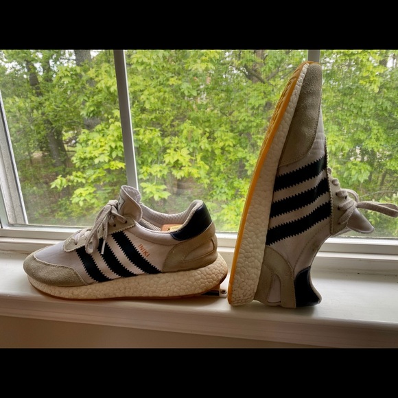 Adidas Iniki - Picture 3 of 5
